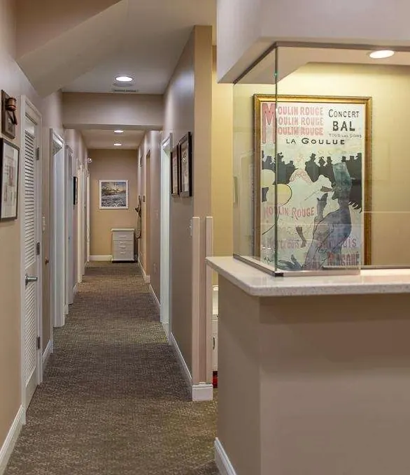 The corridor from reception to the treatment rooms.